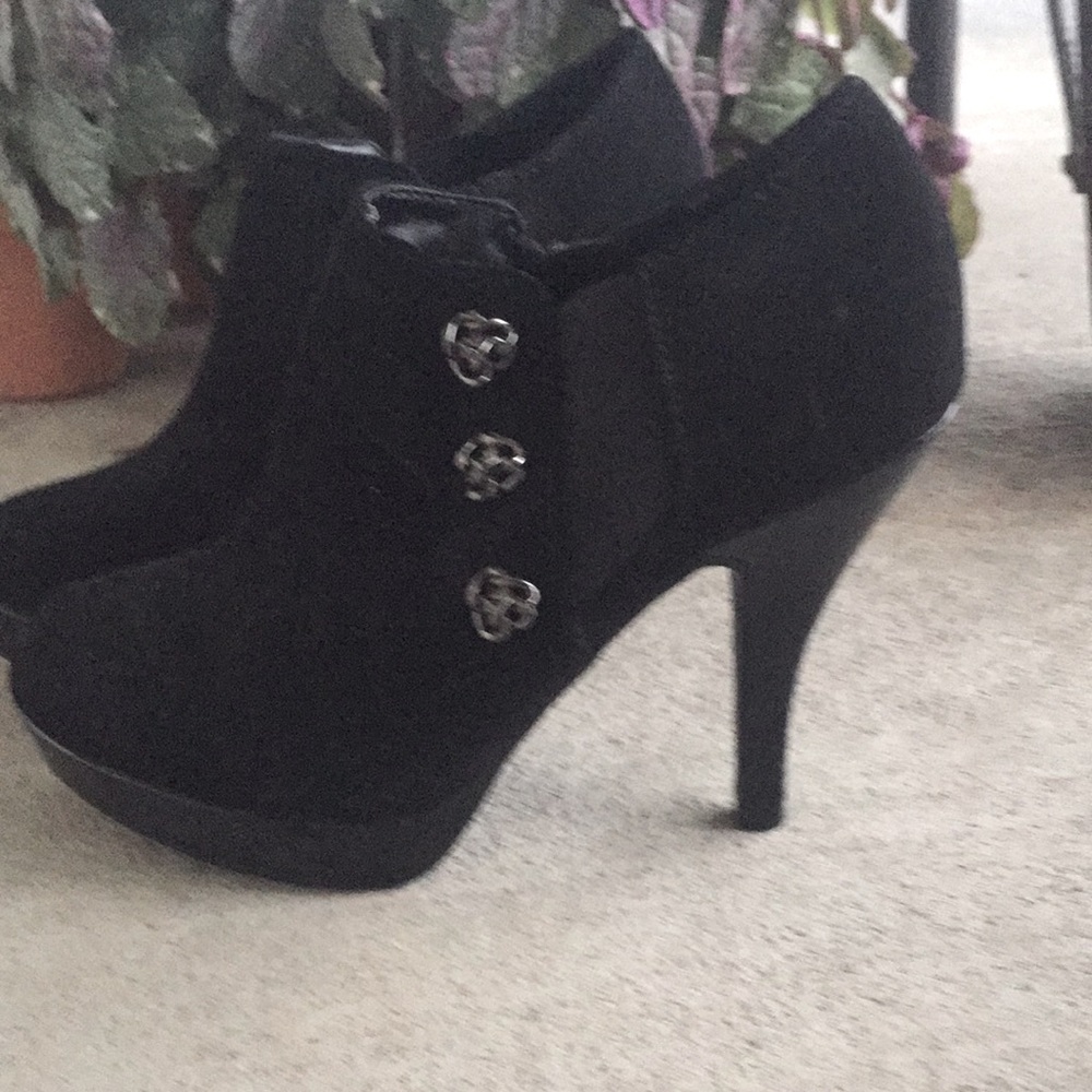 Black High hill ankle boots